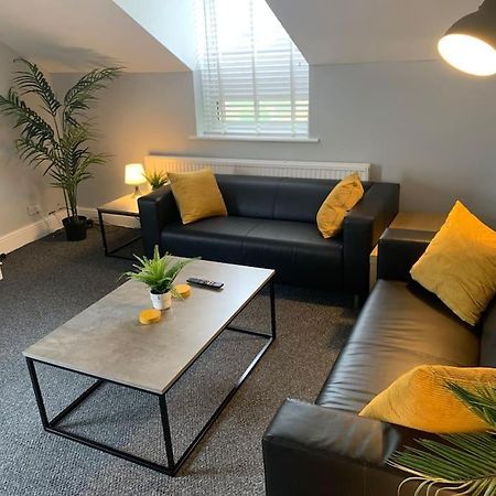 Fantastic Large 2 X Bedroom Flat, Free Parking Sale Εξωτερικό φωτογραφία
