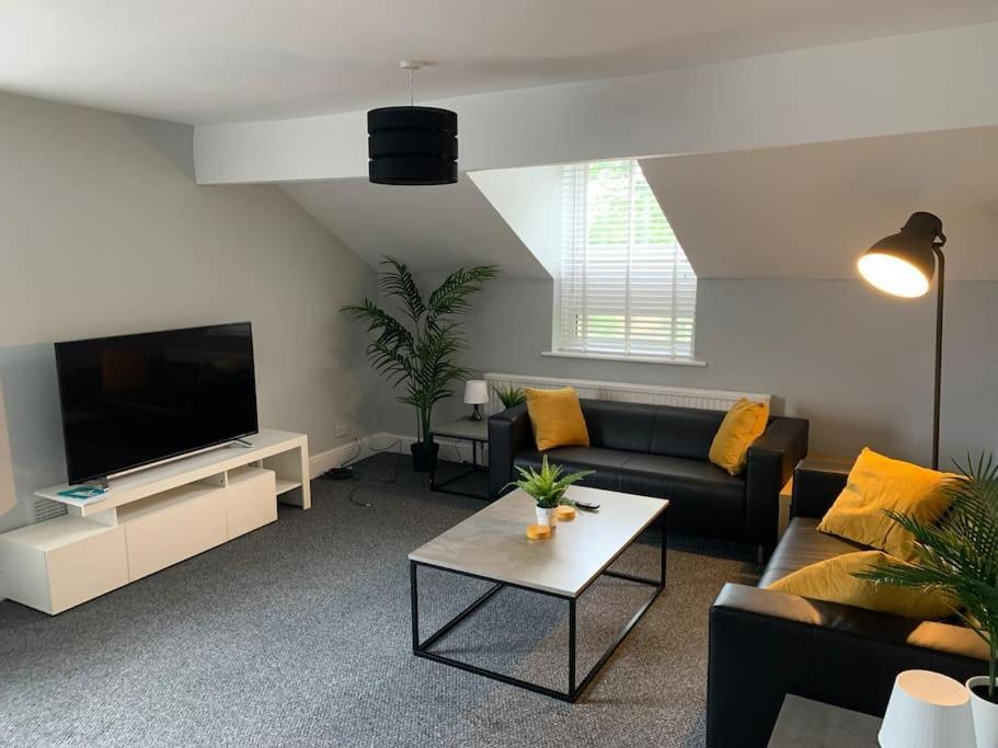 Fantastic Large 2 X Bedroom Flat, Free Parking Sale Εξωτερικό φωτογραφία