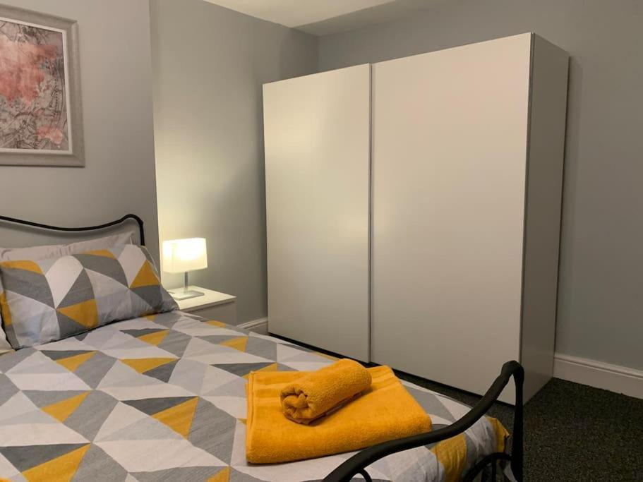 Fantastic Large 2 X Bedroom Flat, Free Parking Sale Εξωτερικό φωτογραφία
