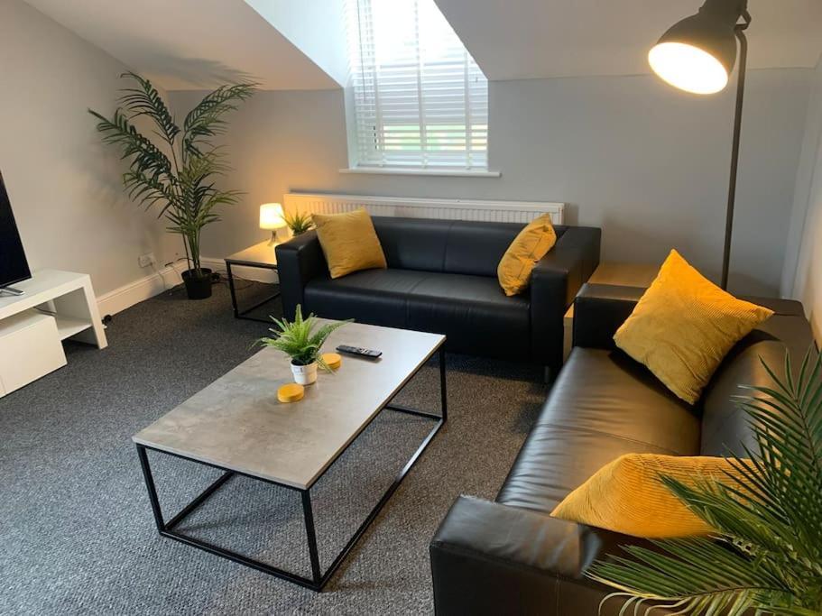 Fantastic Large 2 X Bedroom Flat, Free Parking Sale Εξωτερικό φωτογραφία