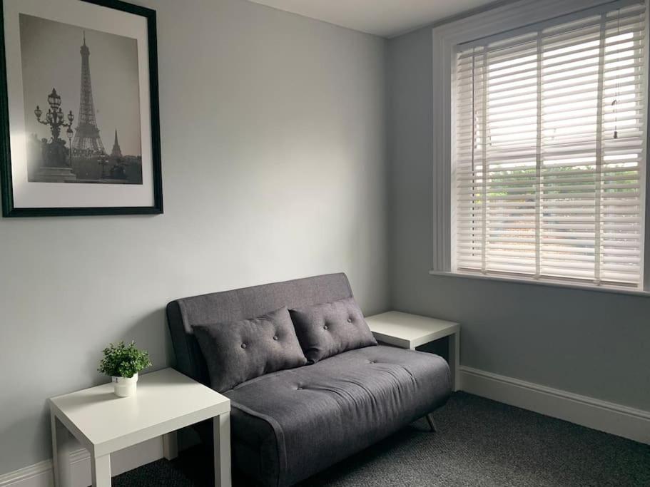 Fantastic Large 2 X Bedroom Flat, Free Parking Sale Εξωτερικό φωτογραφία
