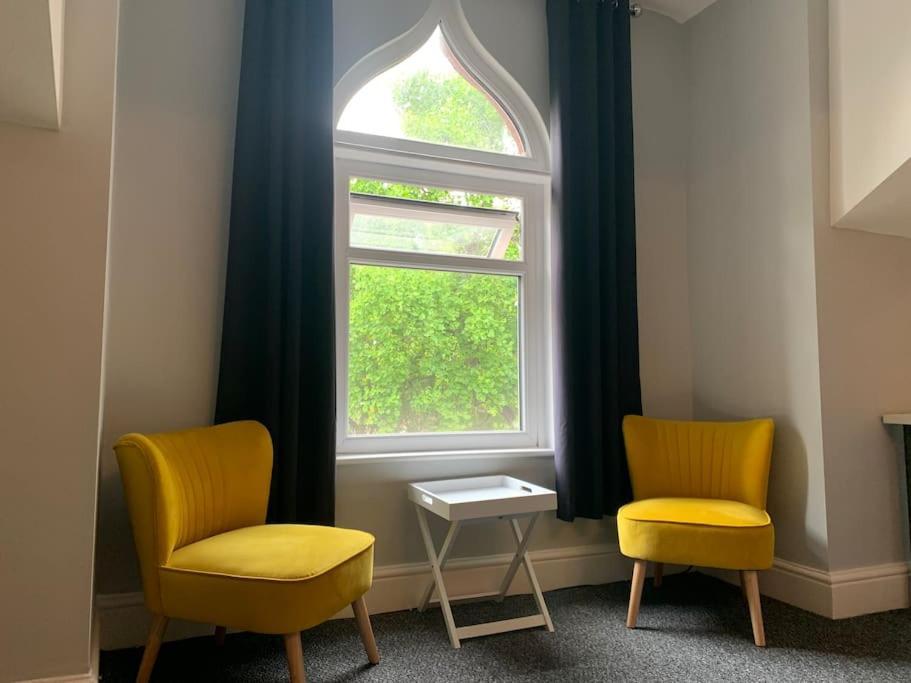 Fantastic Large 2 X Bedroom Flat, Free Parking Sale Εξωτερικό φωτογραφία